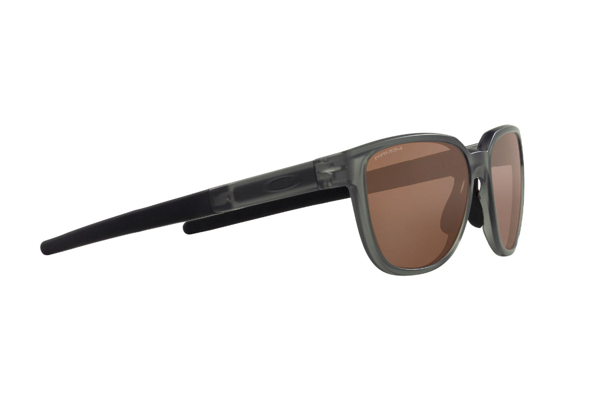 Oakley Actuator